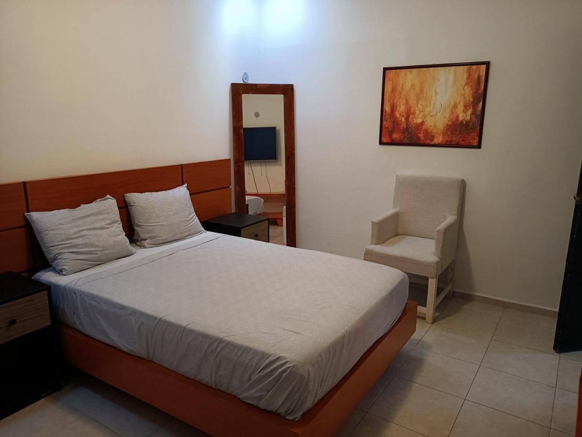 Casa Hector, Con Jacuzzi, Cerca Del Foro Gnp. Villa Mérida Eksteriør bilde